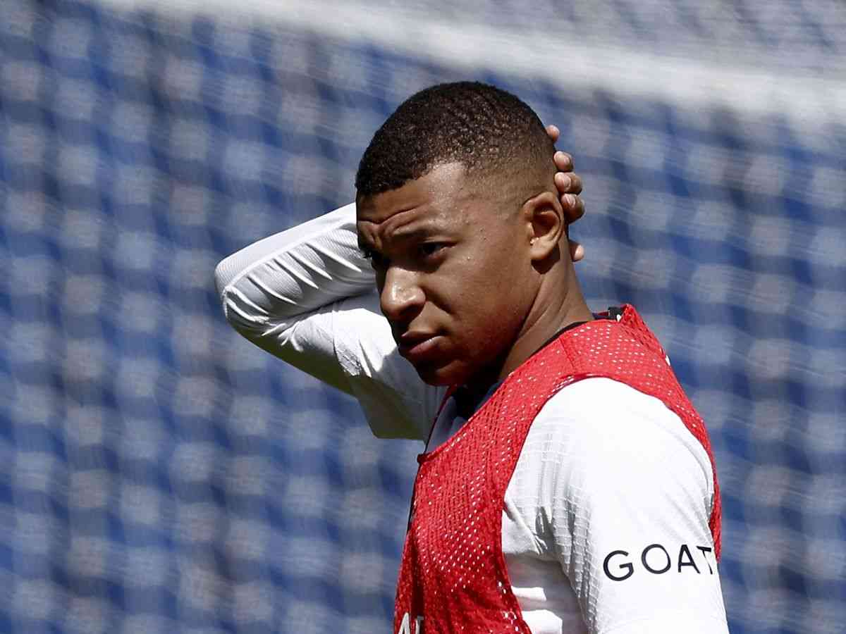 Mbappe returns to PSG training, communicates decision to Enrique | MirrorLog