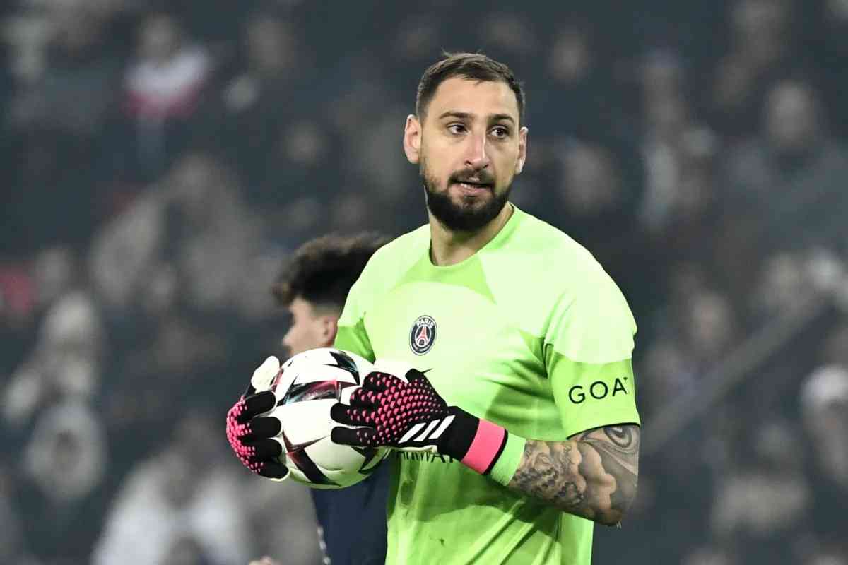 Gianluigi Donnarumma and his girlfriend assaulted and tied in home robbery - MirrorLog