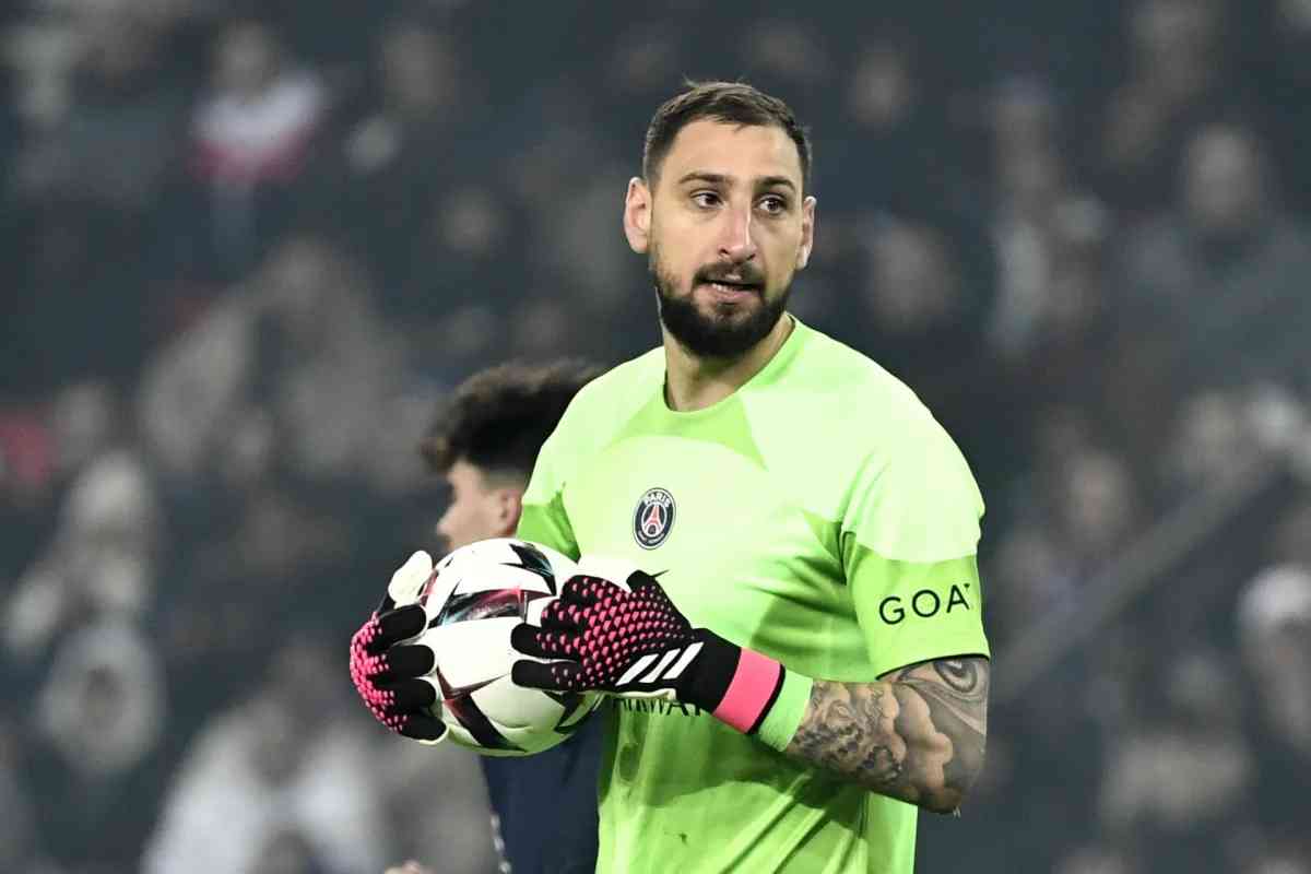Gianluigi Donnarumma and his girlfriend assaulted and tied in home robbery | MirrorLog