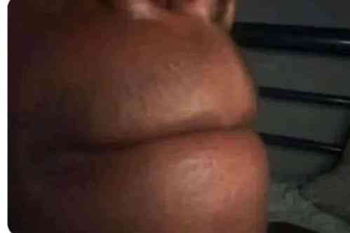 Absolutely nobody .... Drummers during praise and worship | MirrorLog