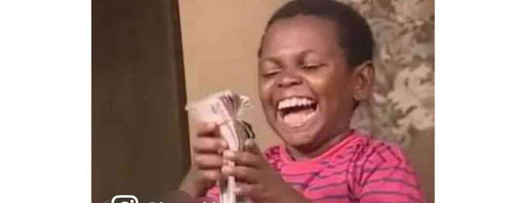 Bed for sale! 10k, nothing do am but when you just wake up you go use like 45 mins remove foam for head...free delivery...Stock is limited 😂 | MirrorLog