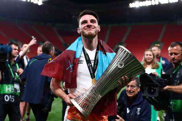 Arsenal transfer news: Declan Rice deal 'agreed' as Newcastle make huge Kieran Tierney decision | MirrorLog