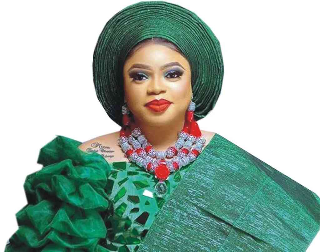 Bobrisky blast Samklef for dragging Davido | MirrorLog