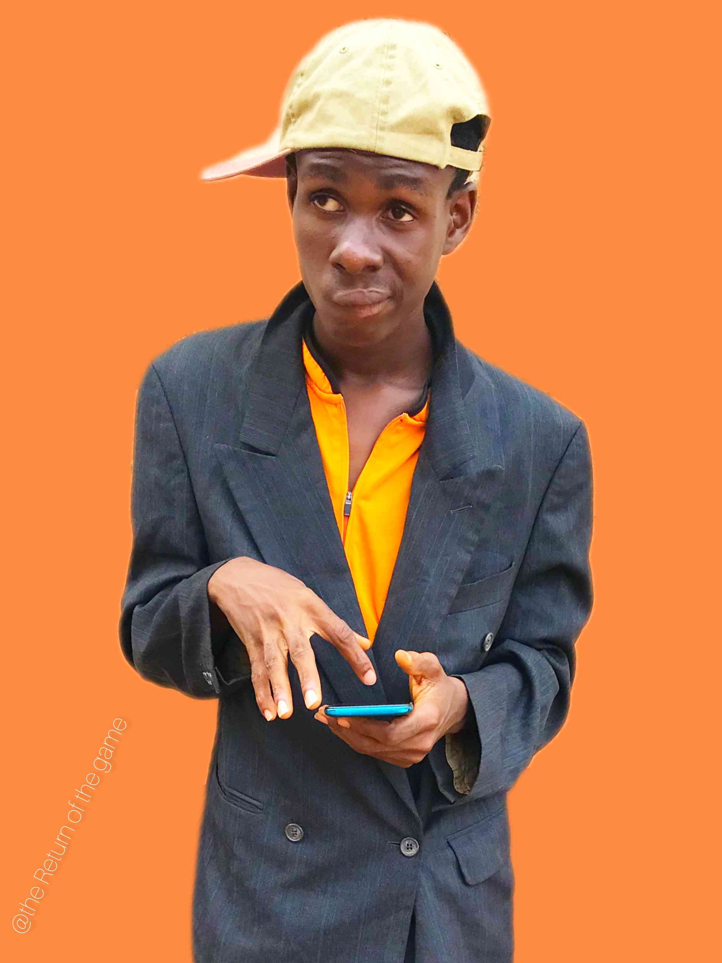 A new Nigerian comedian entertainer  brain briber | MirrorLog