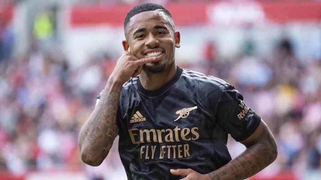 Arsenal star leaves club | MirrorLog