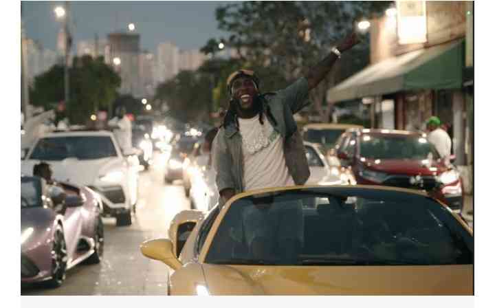 Burna Boy’s ‘City Boy’ regains top spot as Phyno makes debut | MirrorLog