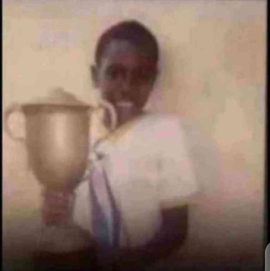 Best in sending urgent 2k to people's girlfriend | MirrorLog