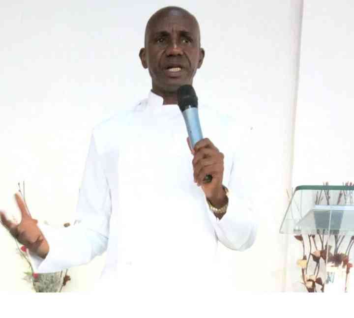 Lagos prophet, Olujobi releases prophecies on Davido, Wizkid, Naira Marley - MirrorLog