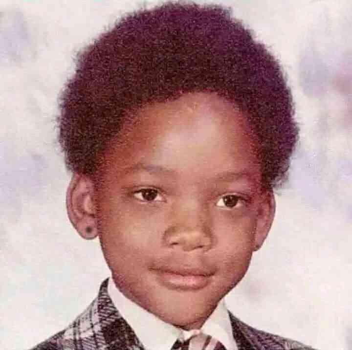 Whose childhood picture is this? Rihanna or Will Smith | MirrorLog